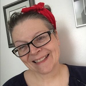 Meet your Posher, Carolyne